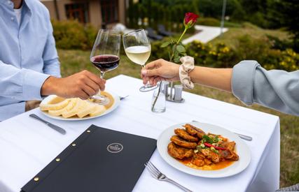 Pytloun Wellness Hotel Hasištejn | Místo, Krušné hory | Restaurace 